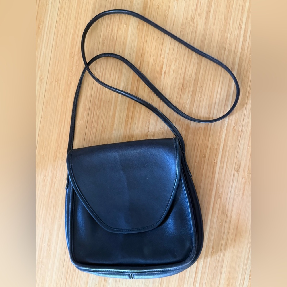 Coach Vintage Black Leather Crossbody Bag